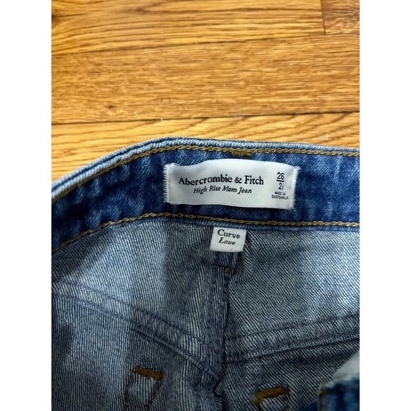 Abercrombie & Fitch Curve Love High Rise Mom Jeans Women's Size 2 Short - Picture 3 of 4